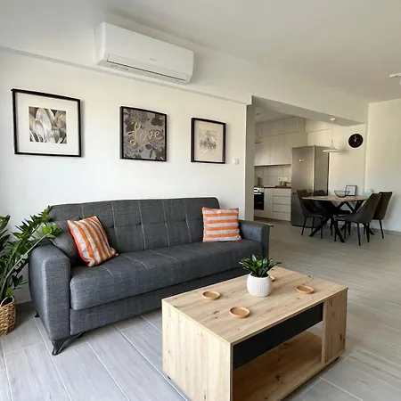 Unlock The Island - Local Insights For Your Stay Larnaca Exterior photo